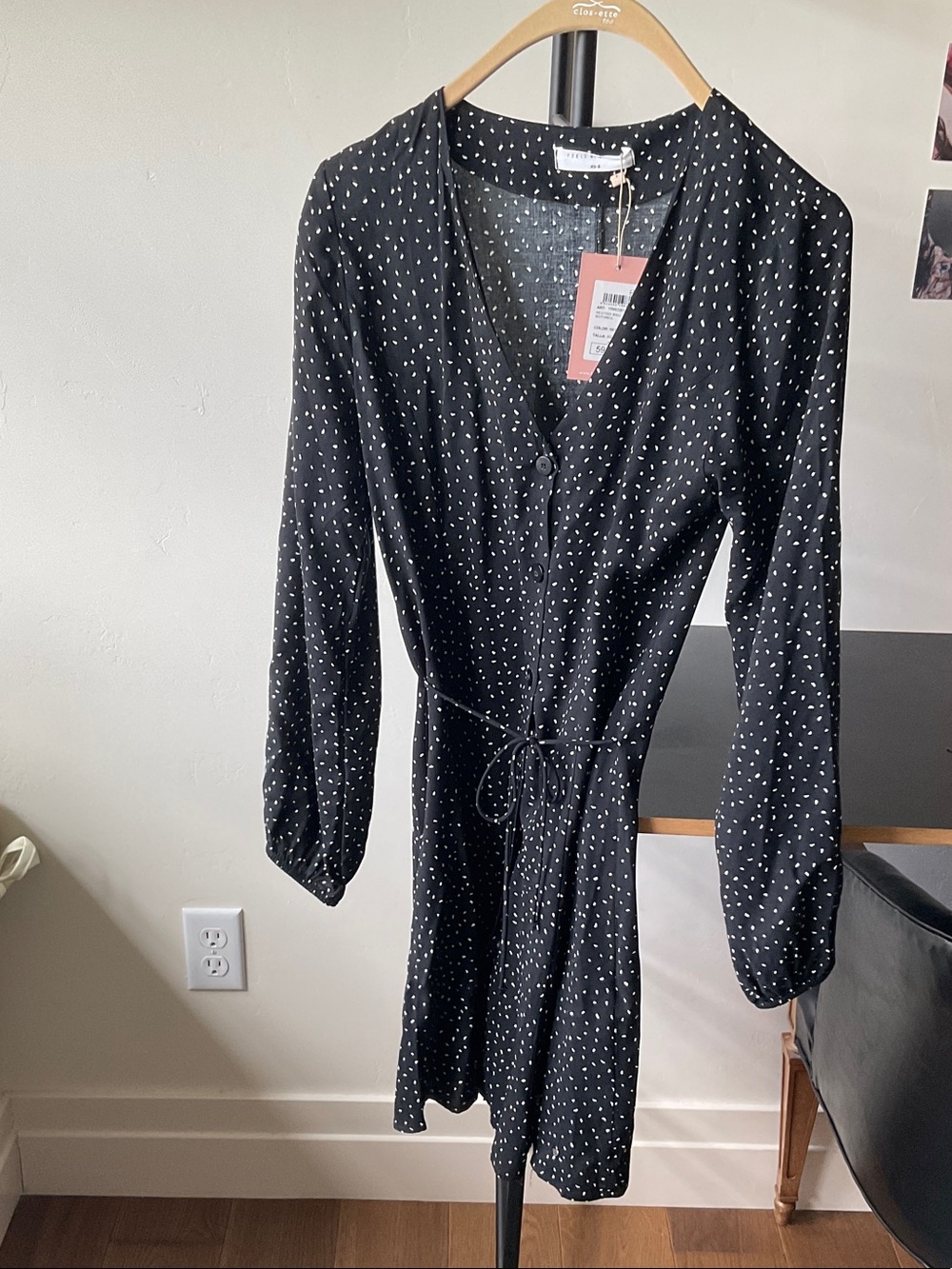 Black Long-Sleeve V-Neck Tie-Waist Polka Dot Dress